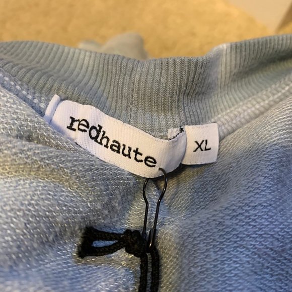 NWT Red Haute Tie Dye Slouchy Crew Neck Twist Tie Top, Size XL - Picture 12 of 13